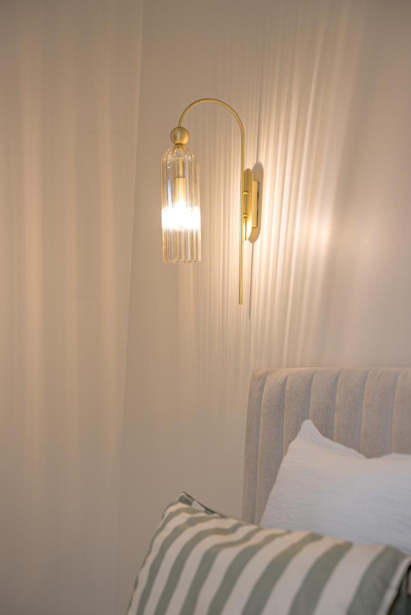 Studios Raffines Avec Terrasses - Plages, Ville Et Gare A Pied - Maison Raphael Saint-Raphael  Room photo